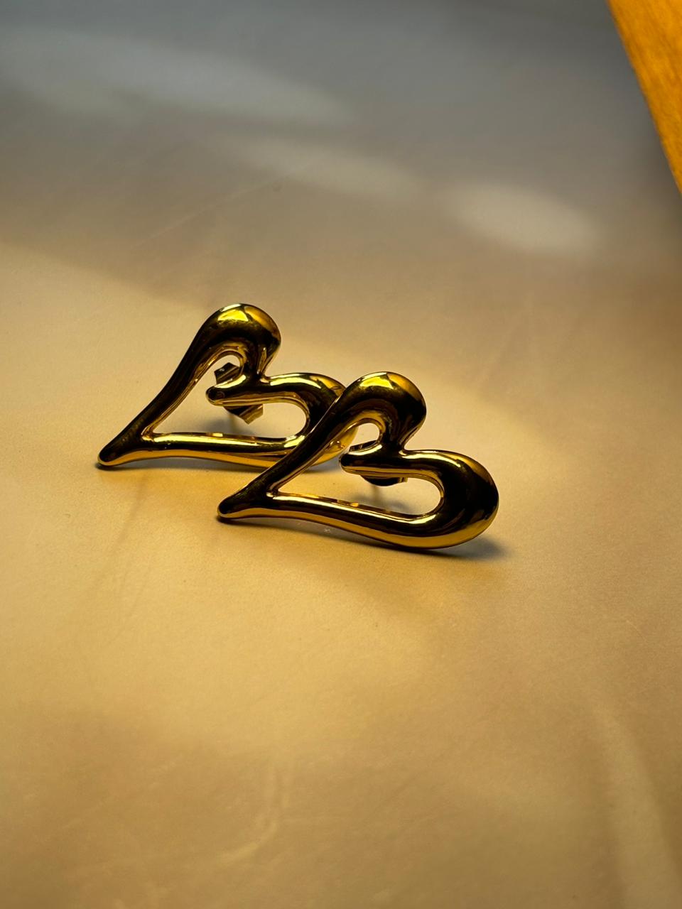 Chunky Gold Textured Heart Hoop Earrings - Bold Vintage-Style Huggies