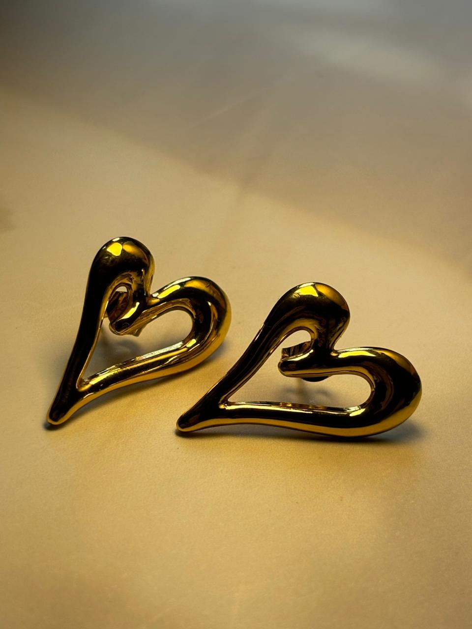 Chunky Gold Textured Heart Hoop Earrings - Bold Vintage-Style Huggies