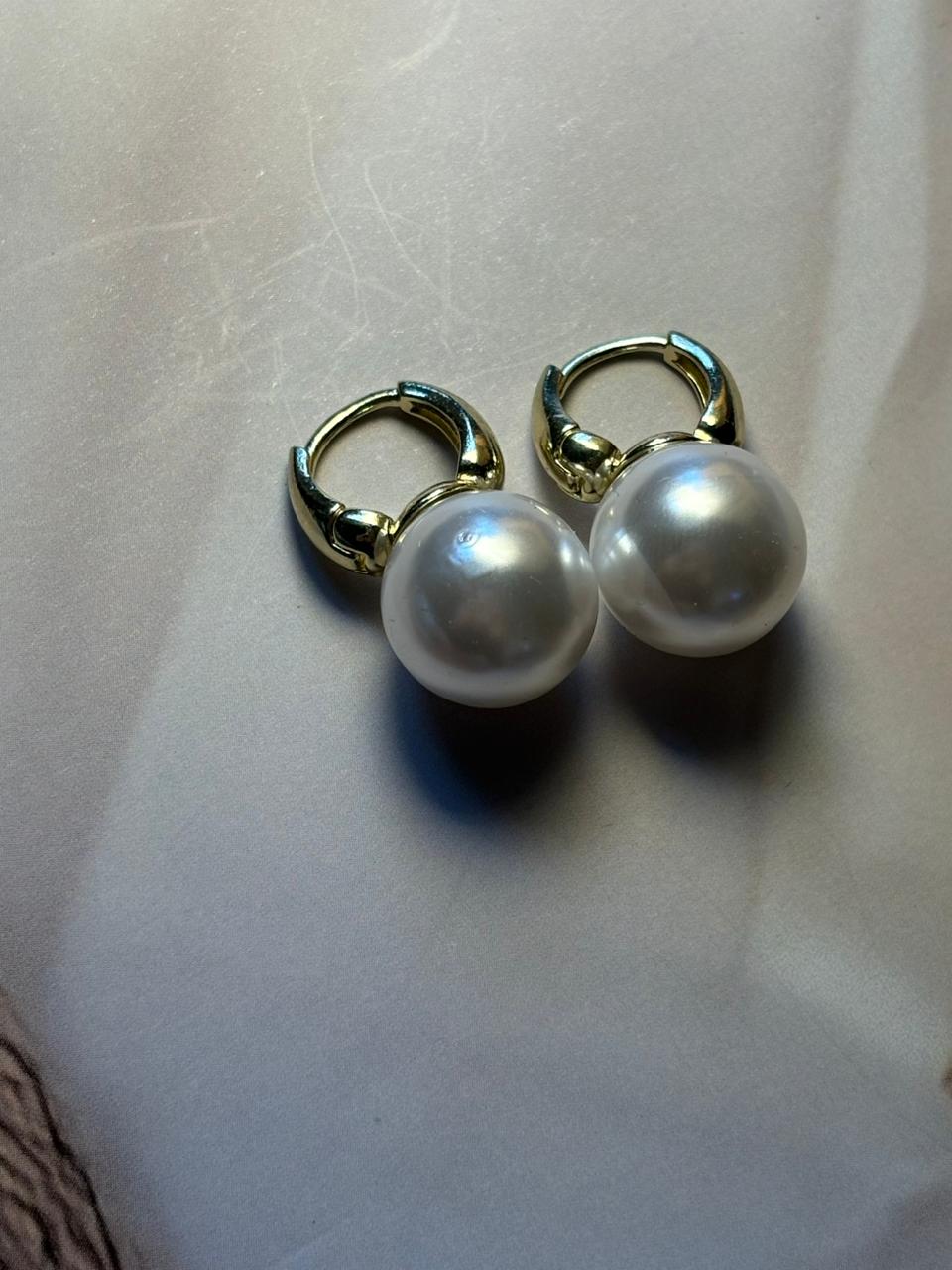 Classic Pearl Drop Hoop Earrings – Gold Plated Stainless Steel✨