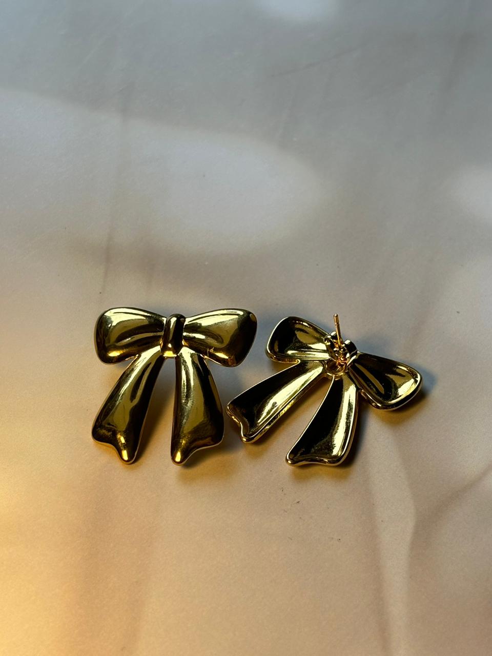 Golden Bow Knot Stainless Steel Earrings – Elegant & Stylish